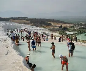 A Pamukkale Salda-tó programmal.  Indulás Side régióból.